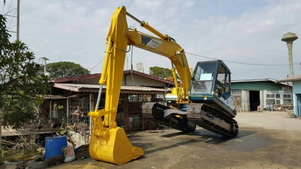 -ขออนุญาติขายรถSK120มาคทูรีเก่านอกยังไม่เคยใช้งานในเมืองไทยราคา1050000สนใจติดต่อ0853224877-0988930465