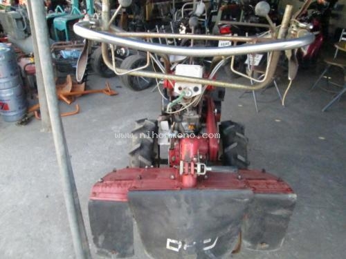 แข็งแรง!! ทนทาน!! รถพรวนดินเดินตาม  ROBIN  ST6 รหัสสินค้า 808022610 โทร 081-8283376  www.nihonmono.com