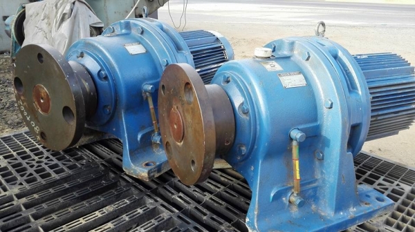 ** SOLD ** มอเตอร์เกียร์ Sumitomo 7.5 HP ทด 1:87 ( 17rpm) 380V พร้อมใช้งาน