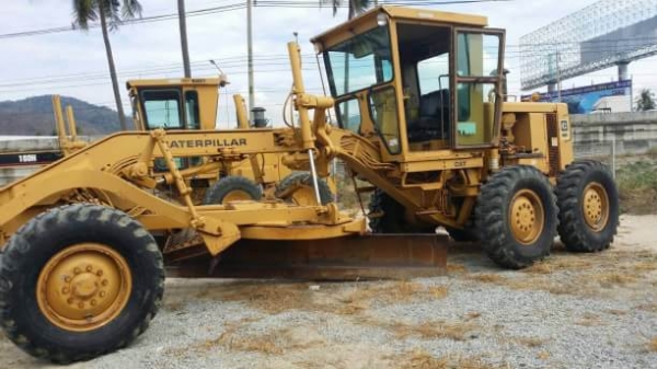 ขายรถเกรด แคท120จี ปี1985 เครื่องจักรมือสองนำเข้าสภาพดีครับ ขายรถเกรด แคท120จี ปี1985 เครื่องจักรมือสองนำเข้าสภาพดีครับ