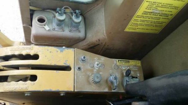 ขายรถเกรด แคท120จี ปี1985 เครื่องจักรมือสองนำเข้าสภาพดีครับ ขายรถเกรด แคท120จี ปี1985 เครื่องจักรมือสองนำเข้าสภาพดีครับ