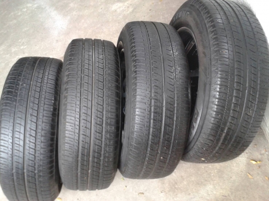 ขอบ17นิ้ว6รู พร้อมยาง ชุดนี้ ราคา 7500 บาท