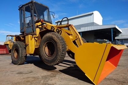 ขายรถตักล้อยาง FURUKAWA FL90 (สภาพดี) ขายรถตักล้อยาง FURUKAWA FL90 (สภาพดี)