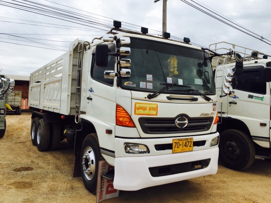 ขายรถสิบล้อดัมพ์ Hino เครื่อง 320 แรง ปี 46 ดัมพ์สามมิตร มีระบบลากพ่วง ยางใหม่ แอร์ ทะเบียนพร้อม