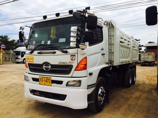 ขายรถสิบล้อดัมพ์ Hino เครื่อง 320 แรง ปี 46 ดัมพ์สามมิตร มีระบบลากพ่วง ยางใหม่ แอร์ ทะเบียนพร้อม ขายรถสิบล้อดัมพ์ Hino เครื่อง 320 แรง ปี 46 ดัมพ์สามมิตร มีระบบลากพ่วง ยางใหม่ แอร์ ทะเบียนพร้อม