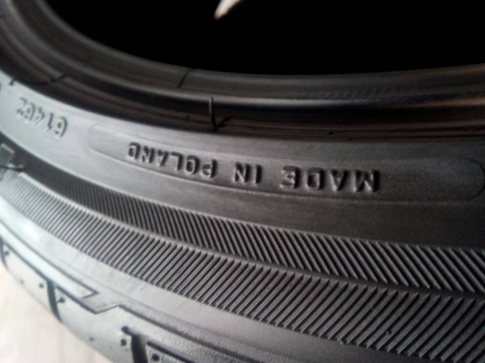 225/40R18 BRIDGESTONE POTENZA RE-050A ชุด 4 เส้น tel. 081-427-3941 225/40R18 BRIDGESTONE POTENZA RE-050A ชุด 4 เส้น tel. 081-427-3941