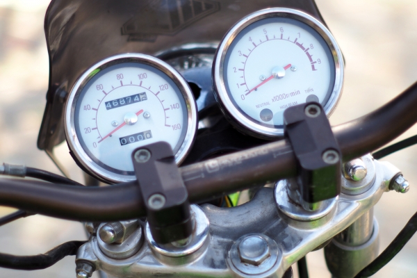 Yamaha SR400