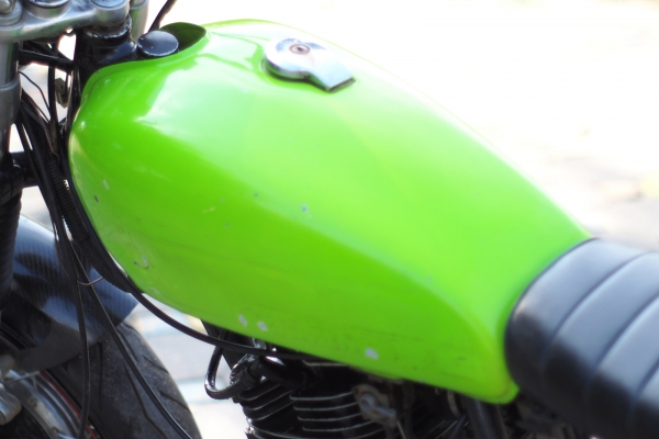 Yamaha SR400