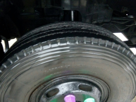 รถอีซูซู 6 ล้อ NQR 150 แรงม้า. ปี 50. , ( ขาย หัว , คัชซี. ) , ( รถวิ่ง 2xx,xxx กม. ) สนใจติดต่อ 081