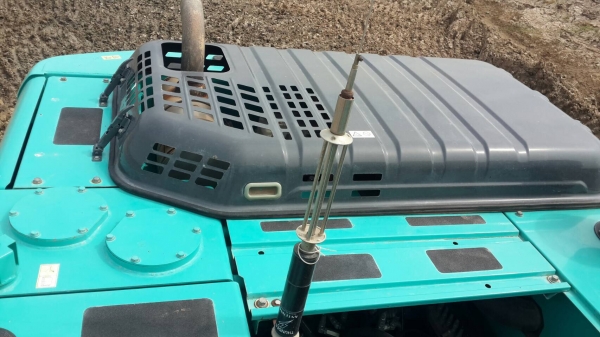 ขายด่วน!! KOBELCO SK200-8 YN-12 สภาพสวยค่ะ ขายด่วน!! KOBELCO SK200-8 YN-12 สภาพสวยค่ะ