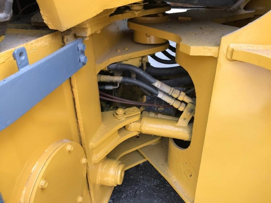 ขายรถตักล้อยาง KOMATSU WA150-3 นำเข้ามาจากประเทศญี่ปุ่น ยังไม่เคยใช้งานในประเทศไทย สภาพพร้อมใช้งาน สนใจติดต่อ081-948-5494