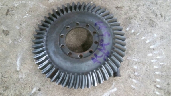 ขายเฟือง บายสี รถแทรกเตอร์ D-7 เฟือง 49ฟัน สภาพตามรูป ของถอดจากตัวรถขายไม่แพงครับ