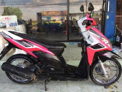 Click 110i รถปี53 สีสวยๆเดิมๆ หัวฉีดประหยัดน้ำมัน พร้อมเล่มครับ