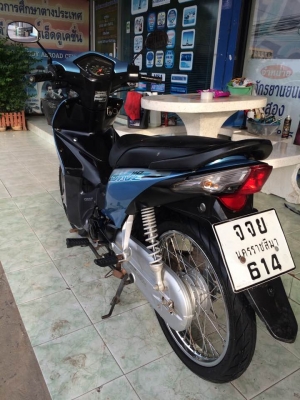 Honda Wave110i สตาร์ทมือ หัวฉีดประหยัดน้ำมัน เครื่องดีสีสวยครับ