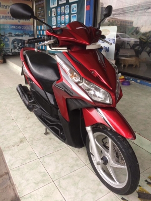Honda Click 110i ตัวท็อปคอมบายเบรค สวยๆราคาถูกพร้อมใช้ครับ