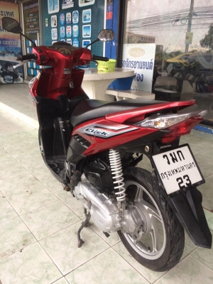 Honda Click 110i ตัวท็อปคอมบายเบรค สวยๆราคาถูกพร้อมใช้ครับ