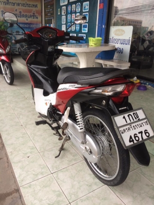 Honda Wave110i สีขาวแดง รถปี54 เครื่องดีพร้อมใช้งานครับ