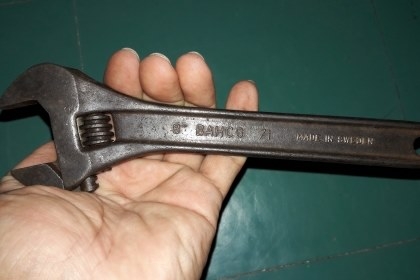 ขายประแจเลื่อน BAHCO 8" MADE IN SWEDEN.มือสอง