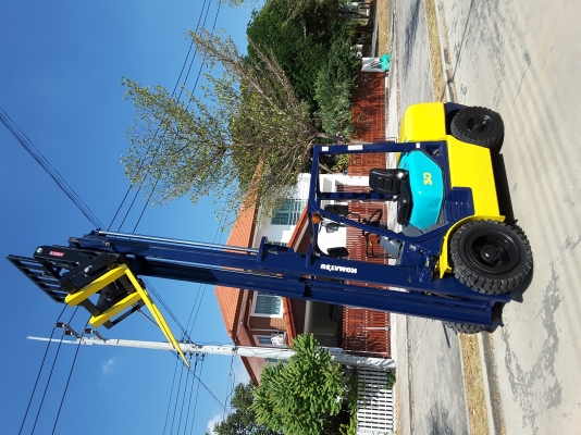 ขายฟอร์คลิฟท์ โคมัตสุดีเซลรุ่น FD30-12 เสายก 4 เมตรติดงาเท 0813535948