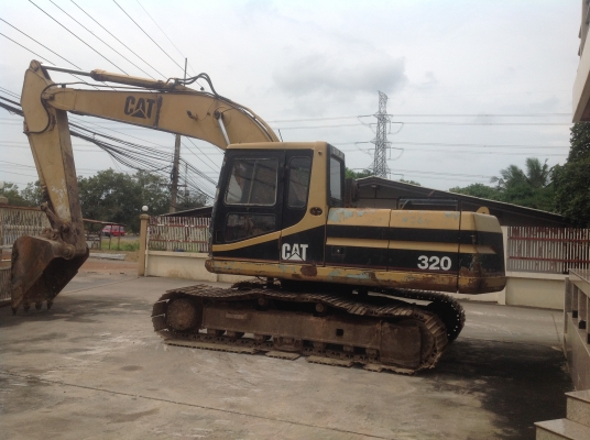ขายรถแบคโฮ CAT 320 V1