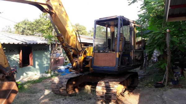ขายkomatsu PC 60 รุ่น5