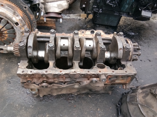 เสื้อสูบอิซุสุ 4JA1รับประกัน