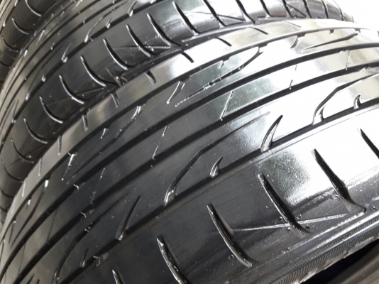 ยางDUNLOP รุ่น LM704. 205 55R16 สัปดาห์ที่52ปี2015 ลงพื้นปี2016แน่นอน สภาพสวยมากๆดอกเยอะมากๆคุ้มสุดๆใช้อีกนานไม่แพง