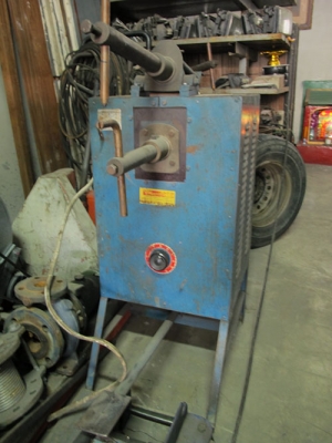 ขายเครื่องอาร์คอาจิว ใช้ไฟ220โวล์ท มี2ตัว