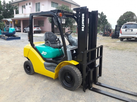 ขายรถยก KOMATSU  FG20-16 เครื่องเบนซิน H15  ยางหน้าลม ตันหลัง เสาสูง 3 เมตร ยกได้ 2 ตัน  ติดต่อ 098-7962549