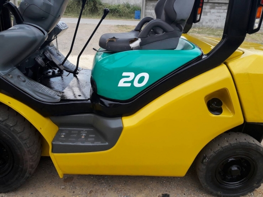 ขายรถยก KOMATSU  FG20-16 เครื่องเบนซิน H15  ยางหน้าลม ตันหลัง เสาสูง 3 เมตร ยกได้ 2 ตัน  ติดต่อ 098-7962549