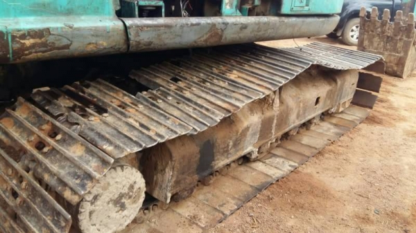 ขาย 445,000 KOBELCO sk120-5 เครื่องดี ปั้มแรง ไฟฟ้าครบ เอกสารหนังสือสัญญาซื้อขาย  รถอยู่ จังหวัดอุดรธานี 090-772-3710 090-772-3708