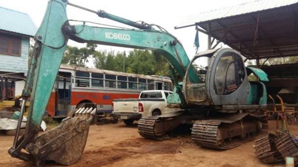 ขาย 445,000 KOBELCO sk120-5 เครื่องดี ปั้มแรง ไฟฟ้าครบ เอกสารหนังสือสัญญาซื้อขาย  รถอยู่ จังหวัดอุดรธานี 090-772-3710 090-772-3708