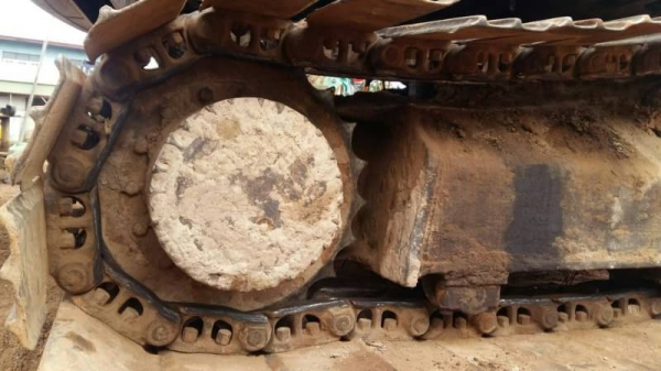 ขาย 445,000 KOBELCO sk120-5 เครื่องดี ปั้มแรง ไฟฟ้าครบ เอกสารหนังสือสัญญาซื้อขาย  รถอยู่ จังหวัดอุดรธานี 090-772-3710 090-772-3708