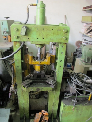 ขายชุดแท่นอัดไฮดรอลิคมอเตอร์ปั๊มไฟฟ้า5แรง