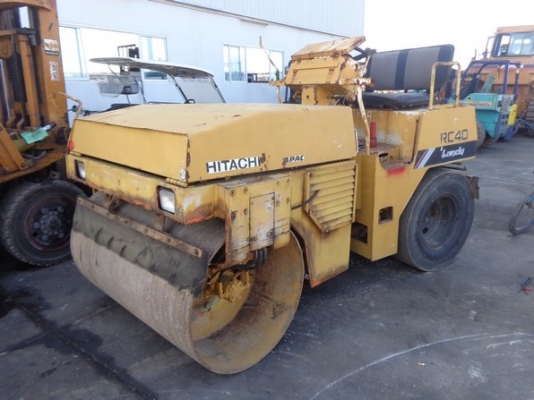 รถบด DYNAPAC (HITACHI) รุ่น RC40  สภาพพร้อมใช้งานค่ะ