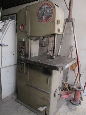 ขายเลื่อยสายพานBandsaw ยี่ห้อDoall ของอเมริกาแท้สวยๆครับ ขายเลื่อยสายพานBandsaw ยี่ห้อDoall ของอเมริกาแท้สวยๆครับ