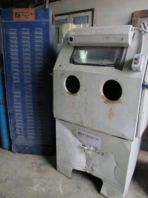 ขายตู้พ่นทราย พร้อมตู้กรอง ยี่ห้อZERO