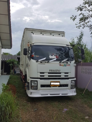 ขายรถบรรทุก 6 ล้อใหญ่ isuzu frt 240 ขายรถบรรทุก 6 ล้อใหญ่ isuzu frt 240