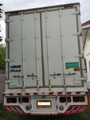 ขายรถบรรทุก 6 ล้อใหญ่ isuzu frt 240 ขายรถบรรทุก 6 ล้อใหญ่ isuzu frt 240