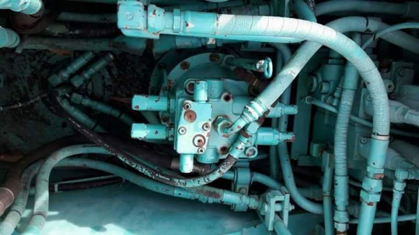 ขายค่ะ..KOBELCO SK200-2 มาร์คไฟว์ เก่าญี่ปุ่นแท้....สภาพสวย เครื่องปั๊มดี มีลายแย๊ก ลองระบบกันได้ทุกวัน โทร 089-3818694 ดวงนภา ขายค่ะ..KOBELCO SK200-2 มาร์คไฟว์ เก่าญี่ปุ่นแท้....สภาพสวย เครื่องปั๊มดี มีลายแย๊ก ลองระบบกันได้ทุกวัน โทร 089-3818694 ดวงนภา