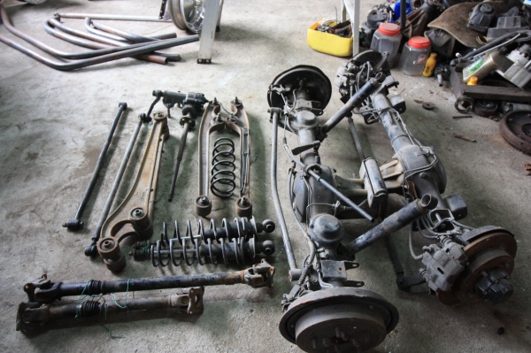 ขายยกชุดเพลาหน้าหลังJIMMY ยกกลอง