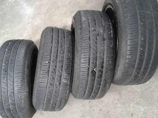 ขอบ16นิ้ว6รู  พร้อมยาง ชุดนี้ ราคา 6900 บาท