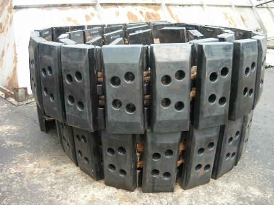 จำหน่ายล้อรถบด แผ่นแทรก กะทะล้อ โซลินอยตัวเดิน รถบด รถปูยาง มีให้เลือกหลายแบบ