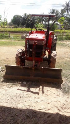 รถไถ 45  แรง ปึ 51   เครื่องแห้งดี  พร้อมลุยงาน อุปกร  2 ชิ้น  ราคา  เบาฯฯ  217000  บาท    ดูรถ ที จ.อุบล  วันทูคอล 0986683479 dtac 0991751349 สิทธิ์ คับ