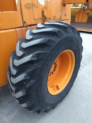 KOMATSU : 510  นำเข้าตรงจากญี่ปุ่นครับ