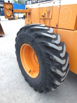 KOMATSU : 510  นำเข้าตรงจากญี่ปุ่นครับ