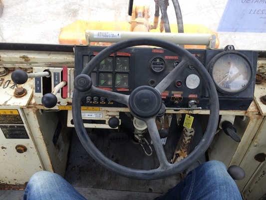 KOMATSU : 510  นำเข้าตรงจากญี่ปุ่นครับ