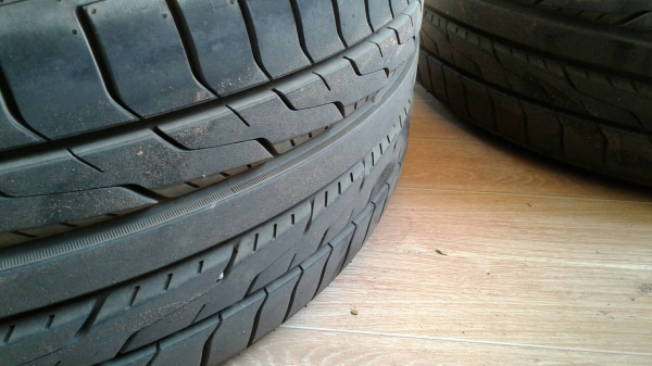 แม็กแต่งขอบ 20 Lenso พร้อมยาง Toyo 245 35 20 ปี 16 แม็กแต่งขอบ 20 Lenso พร้อมยาง Toyo 245 35 20 ปี 16