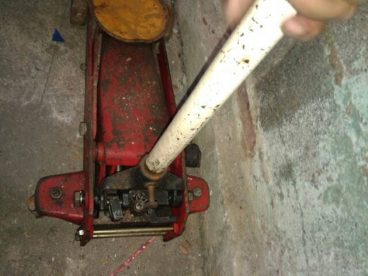 ที่ยกรถยนต์ ที่ยกรถยนต์