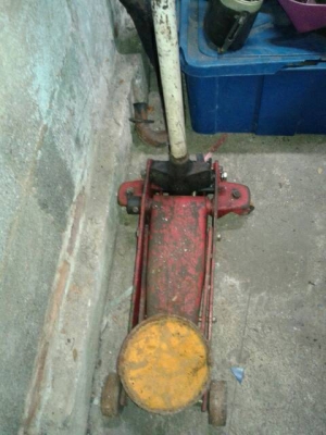 ที่ยกรถยนต์ ที่ยกรถยนต์